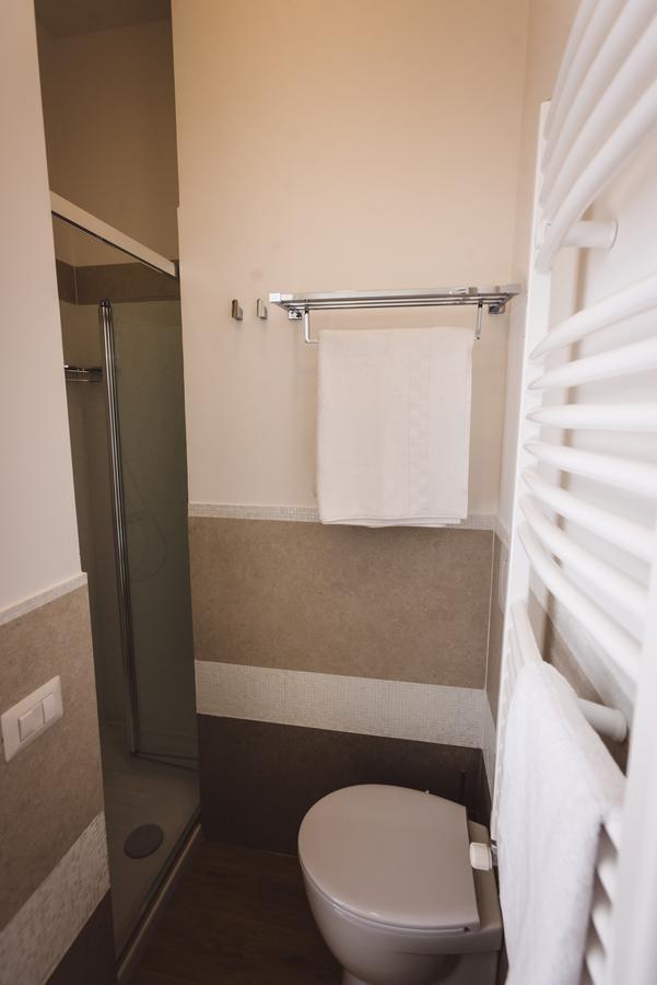 Angelina Rooms In Rome Exterior photo
