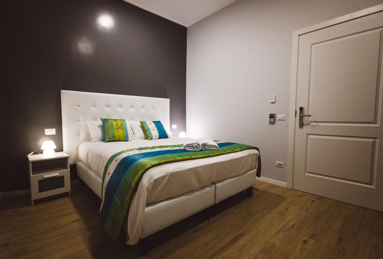 Angelina Rooms In Rome Exterior photo