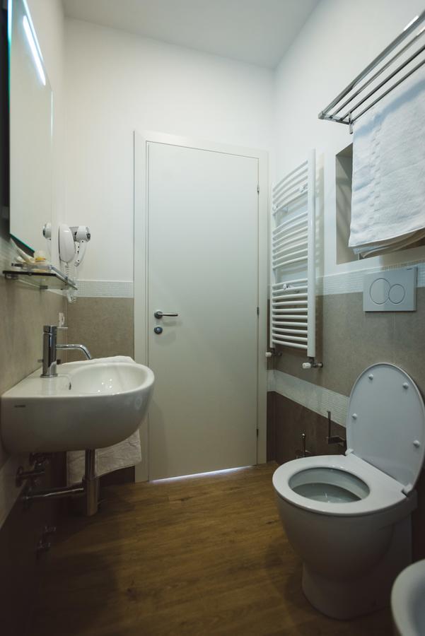 Angelina Rooms In Rome Exterior photo